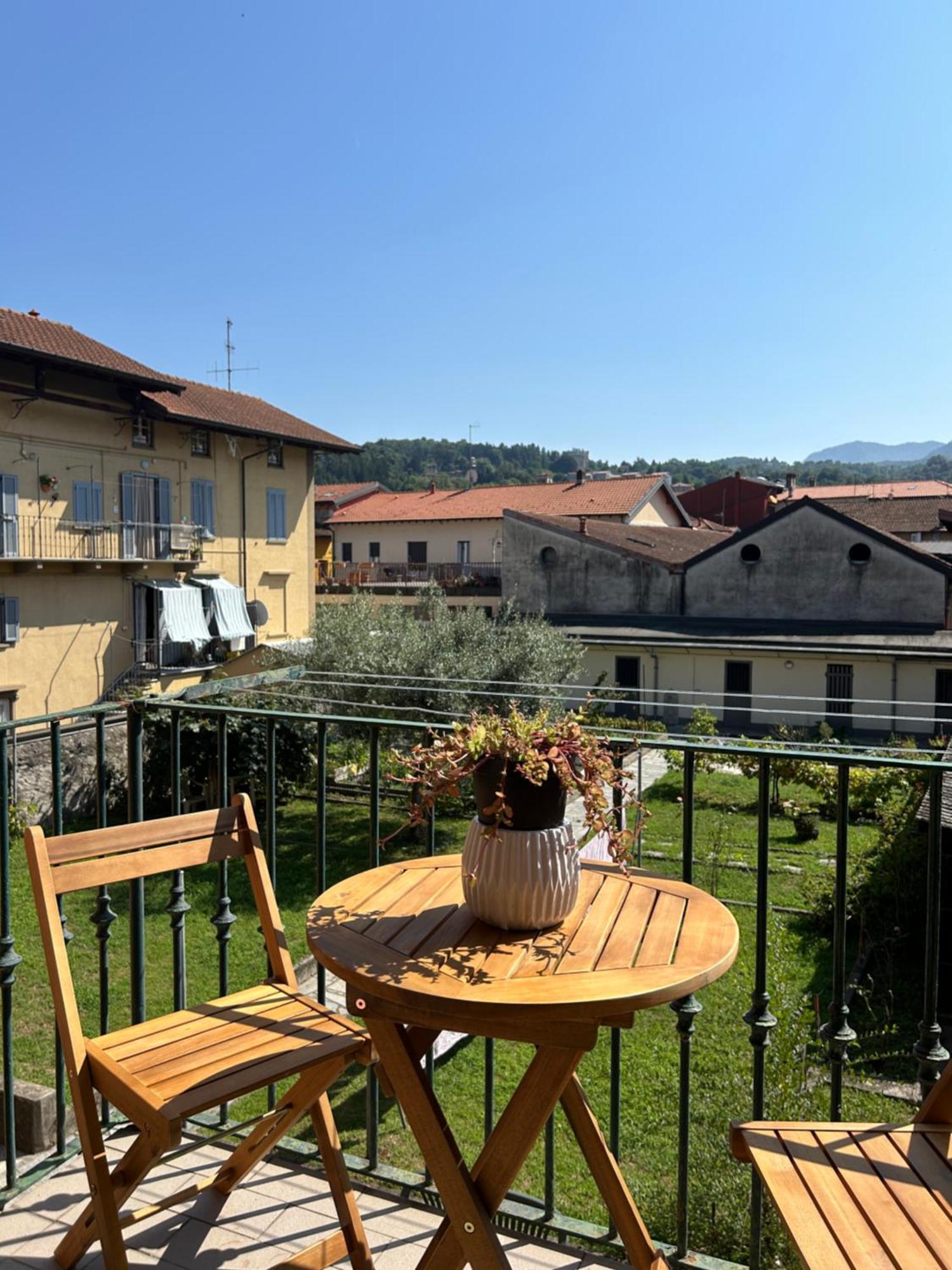 V&C Home Rental Specialist Appartamenti Fronte Lago Maggiore Germignaga Екстериор снимка